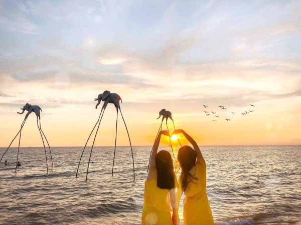November to March every year is the best time to travel to Phu Quoc to avoid Corona hot sun