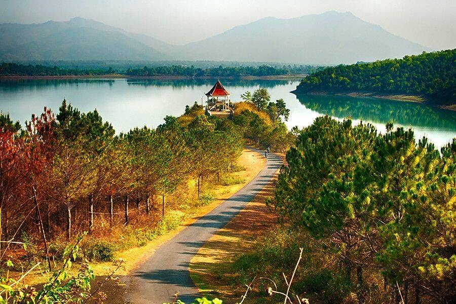 http://www.number1travelvietnam.com/
